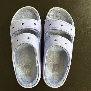 Cozy Furry Sandal Slip on Purple Crocs
